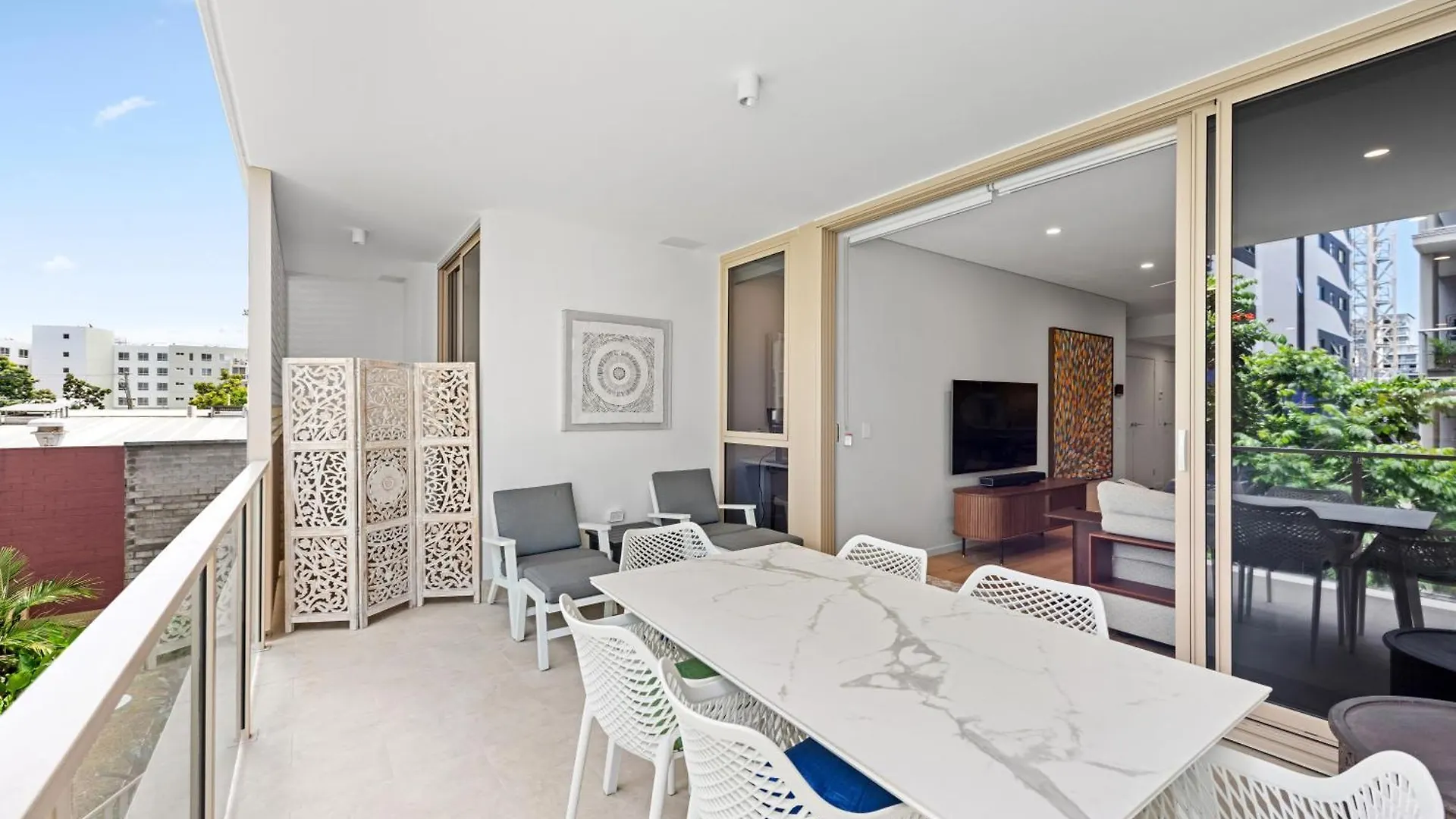 Апартаменты Riverside 2Br Apt With Amazing Rooftop Pool & Parking Брисбен Австралия